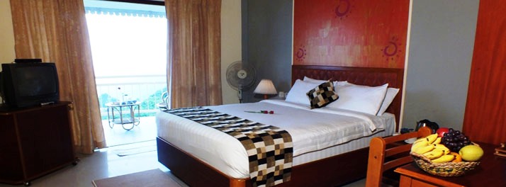 1949/Deshadan Mountain Resort -  Munnar 06.jpg